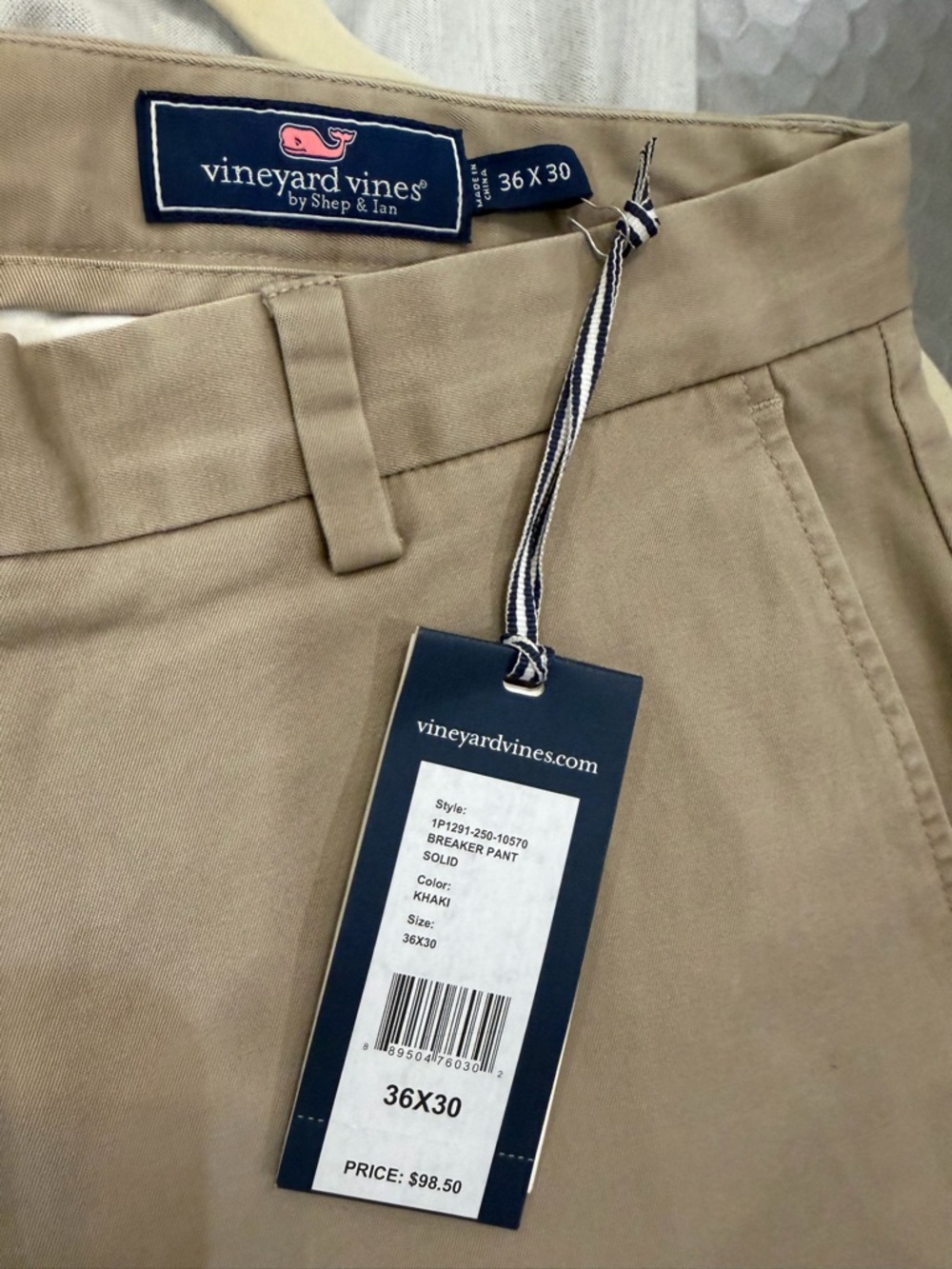 Vineyard Vines Men’s Khaki Breaker Chinos - Tan